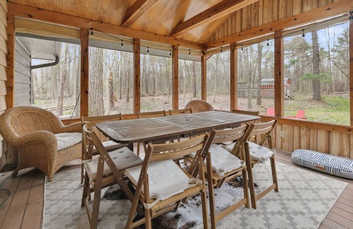 Three Oaks House | Newly updated wooded retreat near Three Oaks and Union Pier