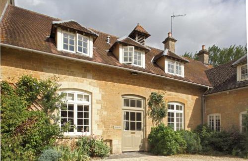 Chipping Norton House | Newmarket Cottage