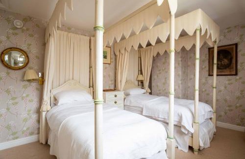 Chipping Norton House | Newmarket Cottage