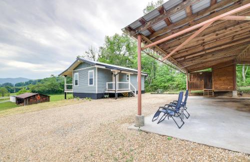 Newport House | Newport Retreat 12 Mi to Great Smoky Mountains!