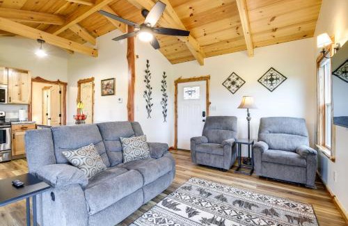 Newport House | Newport Retreat 12 Mi to Great Smoky Mountains!