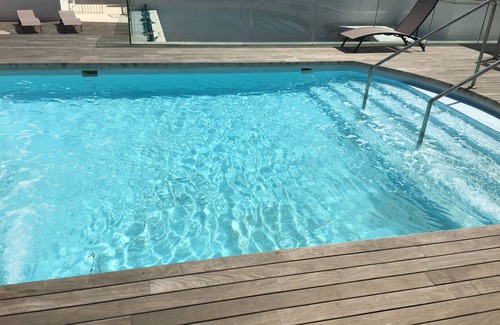 San Bernardo Apartment | Next to SANTA CRUZ. PARKING(FREE) AND PATIO.