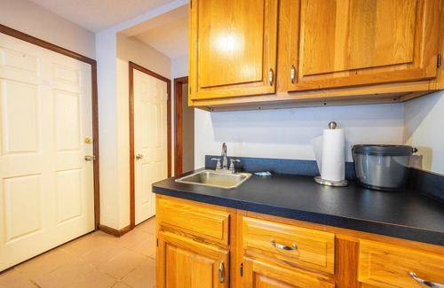 Northface House | NF46- Timberline Retreat! Sleeps 5 couples! Pets Ok!