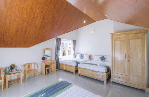 Phuong 10 Hotel | Ngân Hà Xanh Hotel