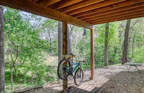 Bella Vista House | nGravity Chalet- Bike In/Bike Out: Your Elevated Retreat in the Heart of Nature