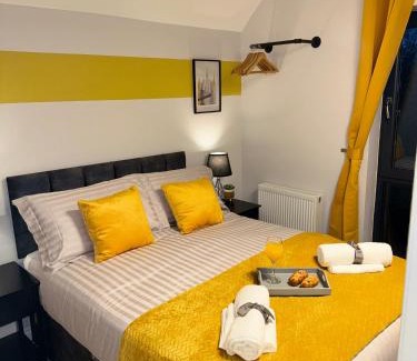 Reading House | NHS Workers and Students Haven - The Bee Hive
