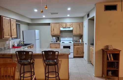 Green Valley Fairways House | Nice 2-bedroom house with AC and GVR in Green Valley