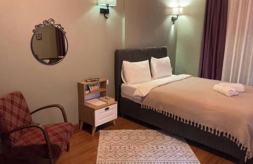 Harbiye Hotel | Nice and cozy hotel. Quite rooms. Close to Taksim square.Very good breakfast.