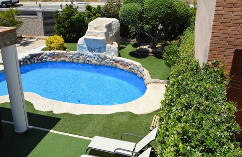 L'Hospitalet de l'Infant Ski Chalet | NICE AND QUIET VILLA, PRIVATE POOL, BBQ, A/C, NEAR THE BEACH