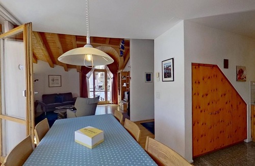 Silvaplana Apartment | Nice and quiet 4-room apartment spread over two floors, under the roof, with vie