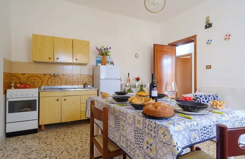 Torre Specchia Ruggeri Apartment | Nice apartment for 4 guests with WIFI, TV, pets allowed and parking, close to Otranto