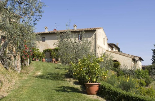 San Gimignano Apartment | Nice apartment for 4 guests with pool, A/C, WIFI, pets allowed and panoramic view
