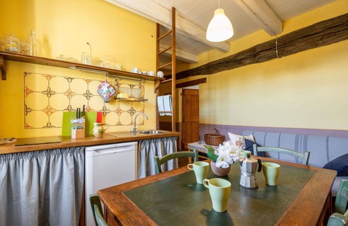 Cortemilia Apartment | Nice apartment for 18 people with pool, WIFI, patio and pets allowed