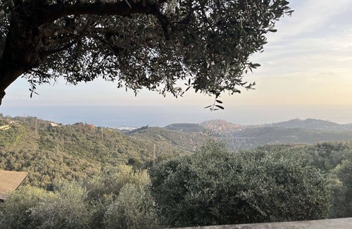 Artallo Apartment | Nice apartment for 4 guests with WIFI, A/C, TV and patio