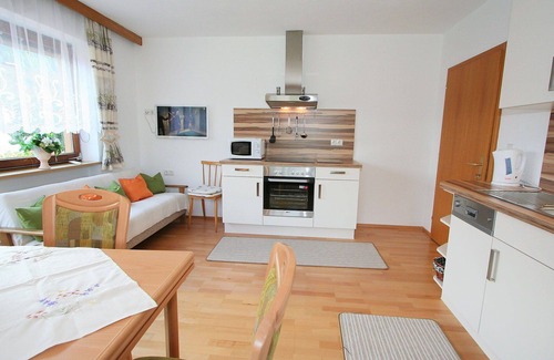 Fuegenberg Apartment | Nice apartment for 4 guests with WIFI, TV, terrace and panoramic view
