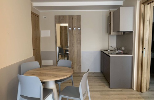 Corno Apartment | Nice apartment for 4 guests with WIFI, pool, A/C, TV and patio
