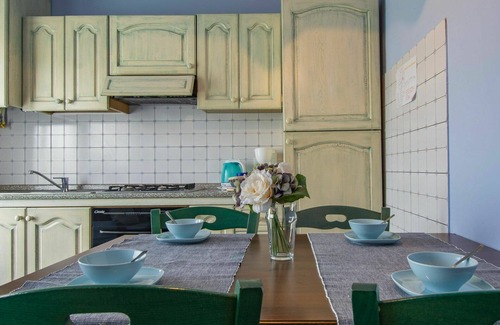 Vicopelago Apartment | Nice apartment for 4 guests with pool, A/C, TV, patio, pets allowed and panoramic view