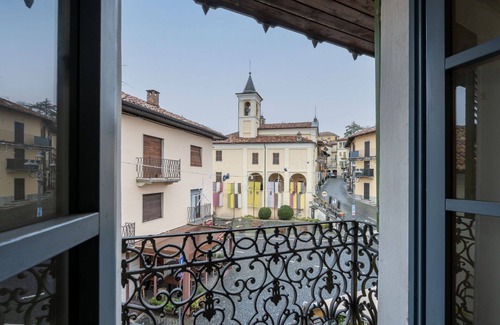 Cocconato Apartment | Nice apartment for 4 guests with A/C, WIFI, TV, balcony, pets allowed and parking