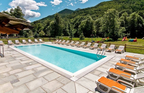 Sampeyre Apartment | Nice apartment for 4 people with WIFI, pool, TV and terrace