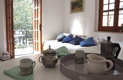 Sassetta Apartment | Nice apartment for 4 people with WIFI, TV, balcony and parking