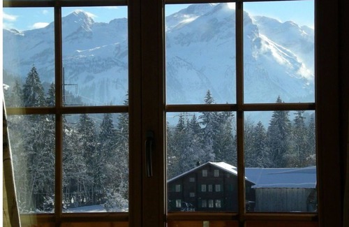 Gstaad Apartment | Nice apartment for 4 people with WIFI, TV and balcony