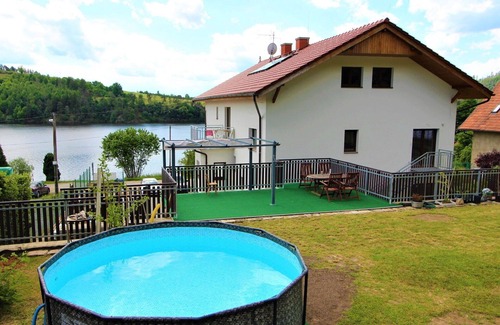 Zupanovice Apartment | Nice apartment for 5 guests with pool, WIFI, TV, patio, pets allowed and parking