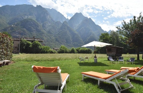 Prata Camportaccio Apartment | Nice apartment for 5 people with WIFI, A/C, TV, patio and pets allowed