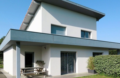 Messanges Apartment | Nice apartment for 6 people with WIFI, pool, TV, terrace and pets allowed