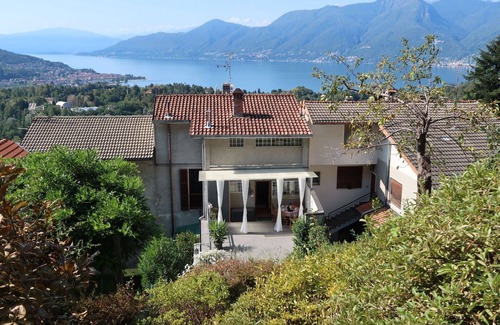 Luino Apartment | Nice apartment for 6 guests with WIFI, TV and terrace