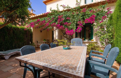 Aduanas Apartment | Nice apartment for 6 people with A/C, pool, TV and balcony