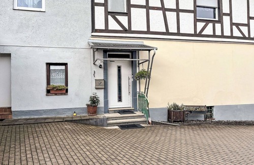 Quiddelbach Apartment | Nice apartment for 2 people with WIFI, TV and patio