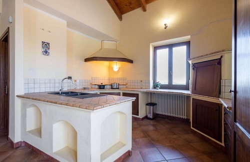 Mombaruzzo Apartment | Nice apartment for 12 people with WIFI, pool, TV, balcony and pets allowed