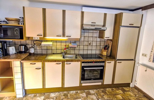 Kaunertal Villa | Nice apartment in villa for 4 people with WIFI, TV, patio and pets allowed