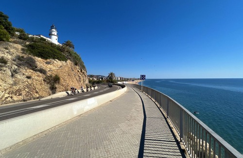 Calella Apartment | Nice apartment in Calella for 6 people, just 100 m from the beach. Free wifi, parking.