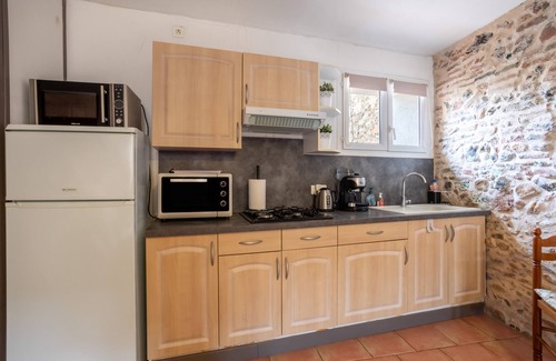 Claira Apartment | Nice Apartment in Claira' with Wi-Fi and air conditioning