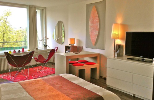 Duesseltal Apartment | Nice apartment in the bohemian district in Dusseldorf City