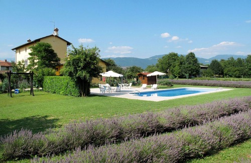 Povoletto House | Nice apartment in villa for 4 guests with A/C, pool, WIFI, TV, terrace and parking