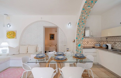 Eden Beach Villa | Nice apartment in villa for 11 people with WIFI, A/C, pool, TV, patio and pets allowed