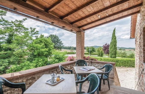 Casole d'Elsa Apartment | Nice apartment in Casole d'Elsa SI