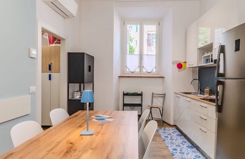 Riva del Garda Apartment | Nice apartment for 4 people with WIFI, A/C, TV and patio