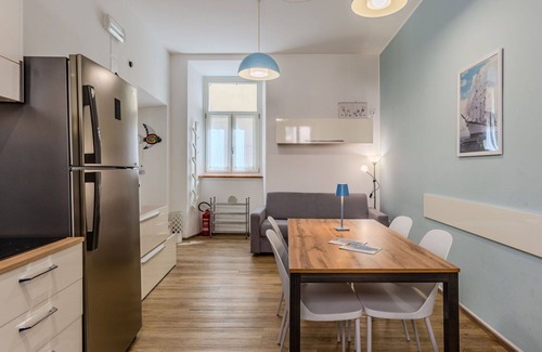 Riva del Garda Apartment | Nice apartment for 4 people with WIFI, A/C, TV and patio