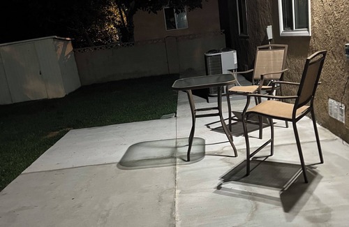 Paramount House | Nice&confortable/house in wonderful Paramount with free park