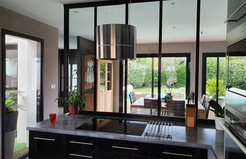 Janze Villa | Nice Contemporary House With Heated Pool and Jacuzzi