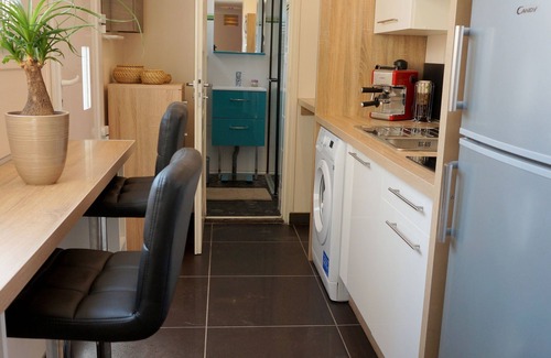 Montlucon Apartment | Nice furnished and equipped F1 with shared courtyard in the city center
