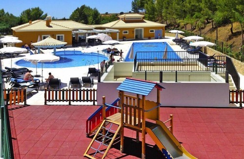 Castro Marim House | Nice holiday home with a shared pool