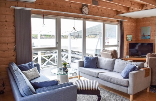 Bokn House | Nice home in Bokn with house sea view