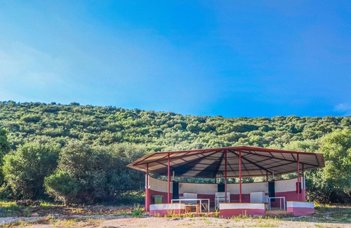 Estepa House | Nice home in Estepa with WiFi