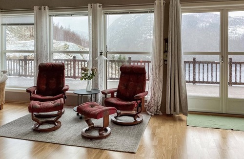 Farsund House | Nice home in Farsund with kitchen