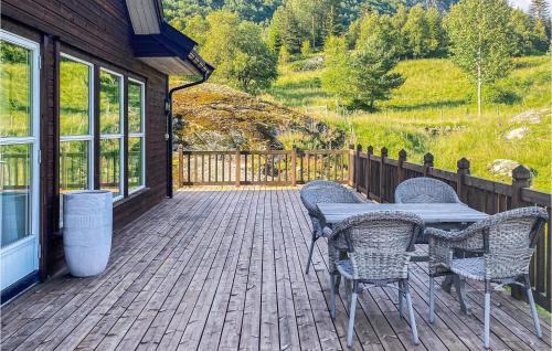 Farsund House | Nice Home In Farsund With Kitchen