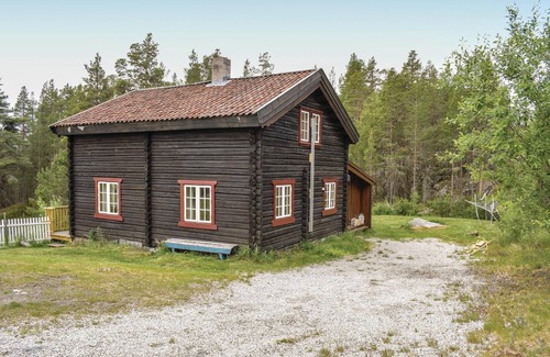 Heidal House | Nice home in Heidal with sauna